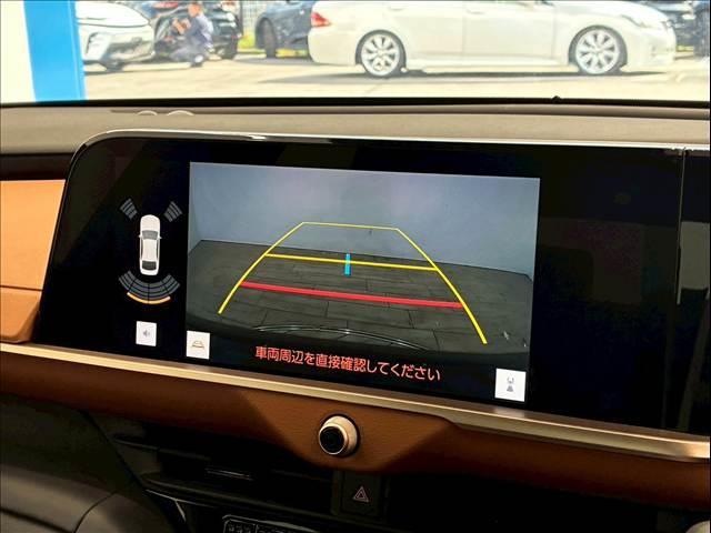 クラウンクロスオーバー RS 純正ナビ バックカメラ サンルーフ シートヒーター シートクーラー レーダークルーズコントロール ブラインドスポットモニター パワーシート オートハイビーム パドルシフト オートハイビーム(4枚目)