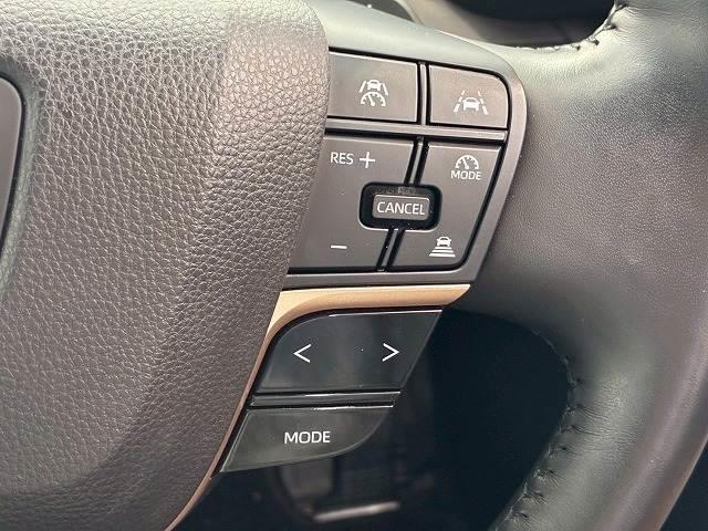 クラウンクロスオーバー RS 純正ナビ バックカメラ サンルーフ シートヒーター シートクーラー レーダークルーズコントロール ブラインドスポットモニター パワーシート オートハイビーム パドルシフト オートハイビーム(7枚目)