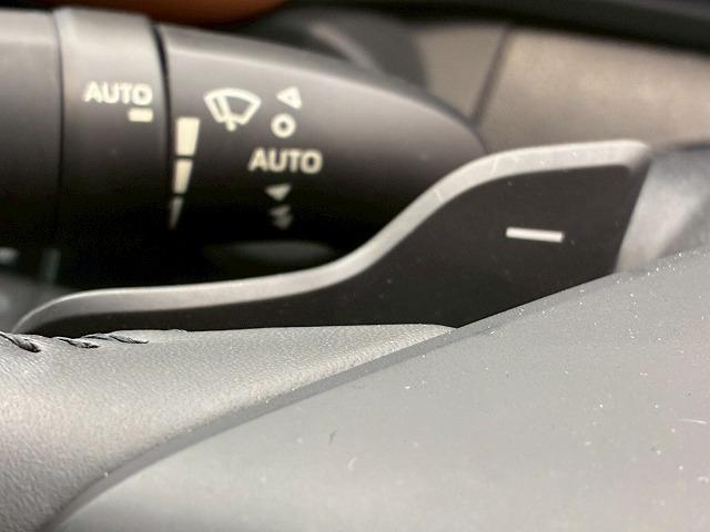 クラウンクロスオーバー RS 純正ナビ バックカメラ サンルーフ シートヒーター シートクーラー レーダークルーズコントロール ブラインドスポットモニター パワーシート オートハイビーム パドルシフト オートハイビーム(33枚目)