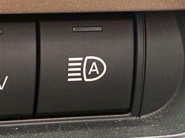 クラウンクロスオーバー RS 純正ナビ バックカメラ サンルーフ シートヒーター シートクーラー レーダークルーズコントロール ブラインドスポットモニター パワーシート オートハイビーム パドルシフト オートハイビーム(46枚目)