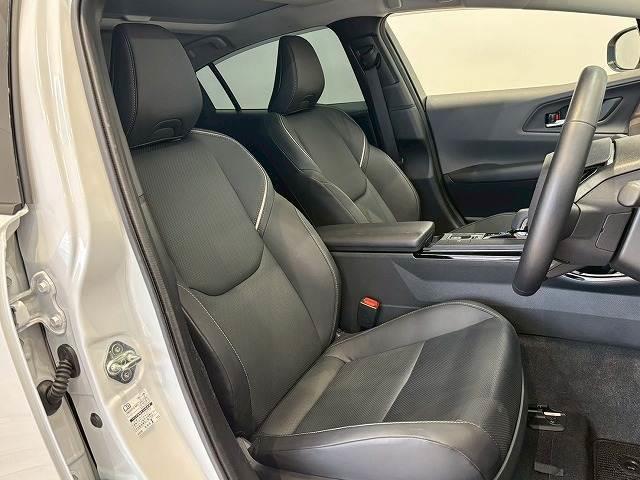 プリウス Z モデリスタ19インチアルミ サンルーフ パノラミックビューモニター デジタルインナーミラー シートヒーター シートクーラー パワーシート シートメモリー ブラインドスポットモニター 電動リアゲート(9枚目)