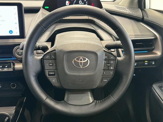 プリウス Z モデリスタ19インチアルミ サンルーフ パノラミックビューモニター デジタルインナーミラー シートヒーター シートクーラー パワーシート シートメモリー ブラインドスポットモニター 電動リアゲート(55枚目)