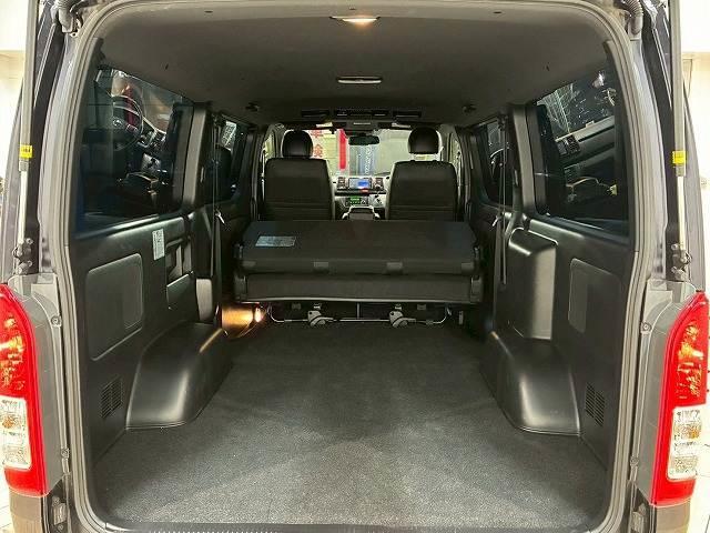 ハイエースバン スーパーGL ダークプライムII 純正ナビ バックカメラ 衝突軽減ブレーキ 車線逸脱防止 AC100V 助手席エアバック オートハイビーム オートライト オートエアコン 両側スライドドア スマートキー プッシュスタート リアクーラー(11枚目)