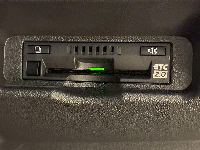 ハイエースバン スーパーGL ダークプライムII 純正ナビ バックカメラ 衝突軽減ブレーキ 車線逸脱防止 AC100V 助手席エアバック オートハイビーム オートライト オートエアコン 両側スライドドア スマートキー プッシュスタート リアクーラー(32枚目)