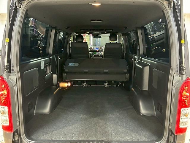 ハイエースバン スーパーGL ダークプライムII 純正ナビ バックカメラ 衝突軽減ブレーキ 車線逸脱防止 AC100V 助手席エアバック オートハイビーム オートライト オートエアコン 両側スライドドア スマートキー プッシュスタート リアクーラー(48枚目)
