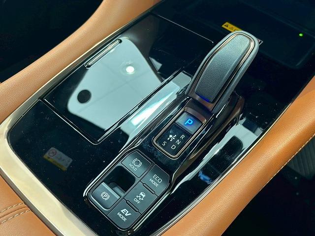 ヴェルファイアハイブリッド Executive Lounge パノラミックビューモニター ツインムーンルーフ フリップダウンモニター デジタルインナミラー JBLサウンド ブラウンレザーシート シートヒーター シートクーラー パワーシート シートメモリー(43枚目)