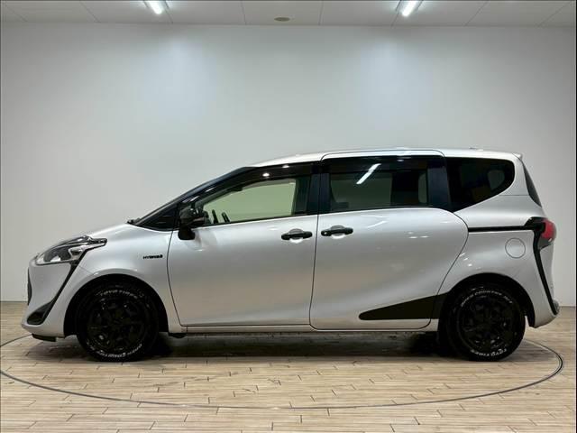 シエンタ ハイブリッド　ファンベースＧ　アルパインフローティングナビ　パノラミックビューモニター　両側電動スライドドア　クルーズコントロール　衝突軽減ブレーキ　車線逸脱防止　オートハイビーム　　オートライト　オートエアコン　フルセグテレビ（15枚目）