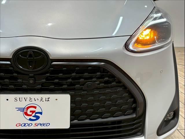 シエンタ ハイブリッド　ファンベースＧ　アルパインフローティングナビ　パノラミックビューモニター　両側電動スライドドア　クルーズコントロール　衝突軽減ブレーキ　車線逸脱防止　オートハイビーム　　オートライト　オートエアコン　フルセグテレビ（18枚目）