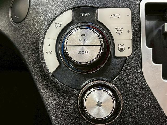 シエンタ ハイブリッド　ファンベースＧ　アルパインフローティングナビ　パノラミックビューモニター　両側電動スライドドア　クルーズコントロール　衝突軽減ブレーキ　車線逸脱防止　オートハイビーム　　オートライト　オートエアコン　フルセグテレビ（35枚目）