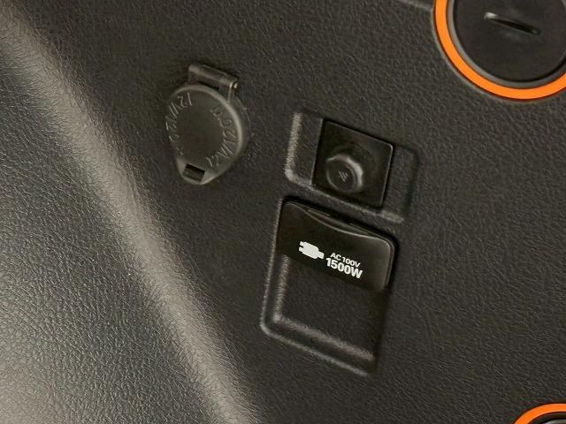 シエンタ ハイブリッド　ファンベースＧ　アルパインフローティングナビ　パノラミックビューモニター　両側電動スライドドア　クルーズコントロール　衝突軽減ブレーキ　車線逸脱防止　オートハイビーム　　オートライト　オートエアコン　フルセグテレビ（50枚目）