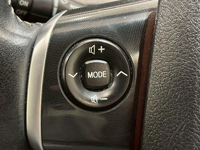 シエンタ ハイブリッド　ファンベースＧ　アルパインフローティングナビ　パノラミックビューモニター　両側電動スライドドア　クルーズコントロール　衝突軽減ブレーキ　車線逸脱防止　オートハイビーム　　オートライト　オートエアコン　フルセグテレビ（52枚目）