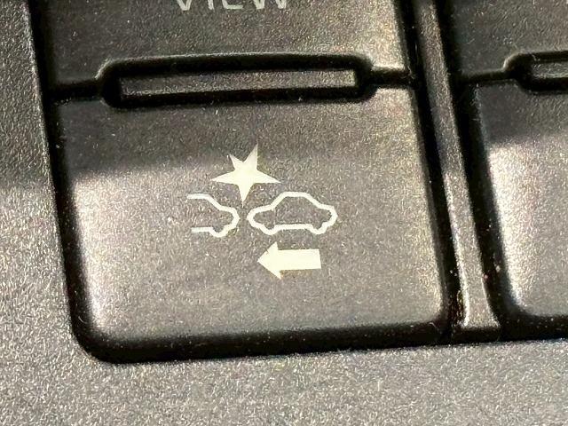 シエンタ ハイブリッド　ファンベースＧ　アルパインフローティングナビ　パノラミックビューモニター　両側電動スライドドア　クルーズコントロール　衝突軽減ブレーキ　車線逸脱防止　オートハイビーム　　オートライト　オートエアコン　フルセグテレビ（61枚目）