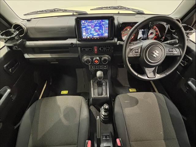 ジムニー XC 純正8インチナビ バックカメラ クルーズコントロール 衝突軽減ブレーキ 車線逸脱防止 シートヒーター ETC オートライト オートエアコン スマートキー プッシュスタート(2枚目)