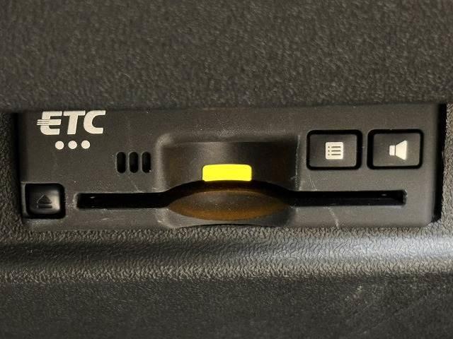 ジムニー XC 純正8インチナビ バックカメラ クルーズコントロール 衝突軽減ブレーキ 車線逸脱防止 シートヒーター ETC オートライト オートエアコン スマートキー プッシュスタート(8枚目)