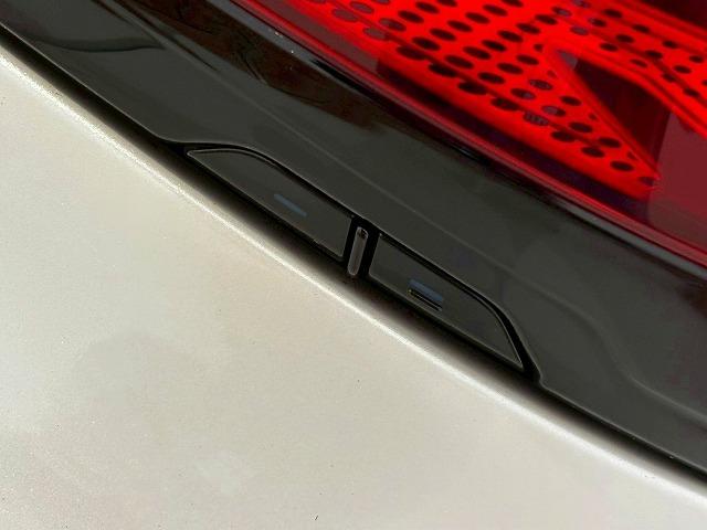 アルファードハイブリッド Ｅｘｅｃｕｔｉｖｅ　Ｌｏｕｎｇｅ　ツインムーンルーフ　後席モニター　純正ナビ　パノラミックビューモニター　ＪＢＬサウンド　デジタルインナーミラー　両側電動スライドドア　電動リアゲート　シートメモリー　レーダークルーズコントロール（57枚目）