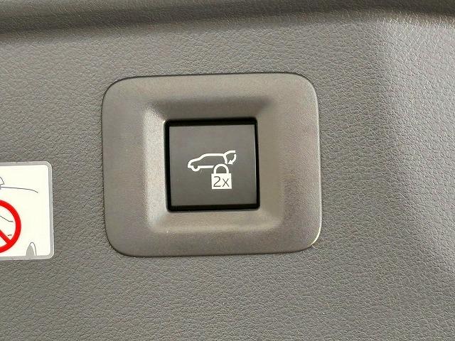 アルファードハイブリッド Ｅｘｅｃｕｔｉｖｅ　Ｌｏｕｎｇｅ　ツインムーンルーフ　後席モニター　純正ナビ　パノラミックビューモニター　ＪＢＬサウンド　デジタルインナーミラー　両側電動スライドドア　電動リアゲート　シートメモリー　レーダークルーズコントロール（60枚目）