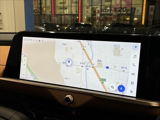 クラウンクロスオーバー RSアドバンスド サンルーフ パノラミックビューモニター デジタルインナーミラー シートメモリー パワーシート ヘッドアップディスプレイ ブラインドスポットモニター 純正ナビ シートヒーター シートクーラー(3枚目)