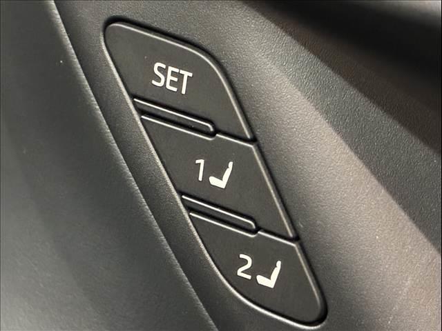 クラウンクロスオーバー RSアドバンスド サンルーフ パノラミックビューモニター デジタルインナーミラー シートメモリー パワーシート ヘッドアップディスプレイ ブラインドスポットモニター 純正ナビ シートヒーター シートクーラー(7枚目)