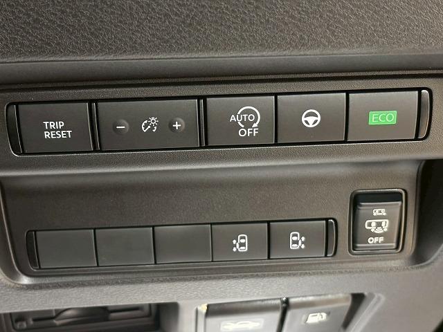 セレナ ハイウェイスターＶ　純正ナビ　パノラミックビューモニター　デジタルインナーミラー　プロパイロット　両側電動スライドドア　シートヒーター　ステアリングヒーター　ブラインドスポットモニター　スマートキー　後席エアコン（61枚目）