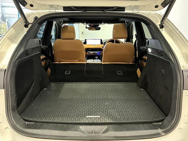 ＣＸ－６０ ＰＨＥＶ　Ｐｒｅｍｉｕｍ　Ｓｐｏｒｔｓ　サンルーフ　ブラウンレザーシート　ＢＯＳＥサウンド　純正ナビ　アラウンドビューモニター　シートメモリー　　シートヒーター　シートクーラー　電動リアゲート　ステアリングヒーター　クリアランスソナー（38枚目）