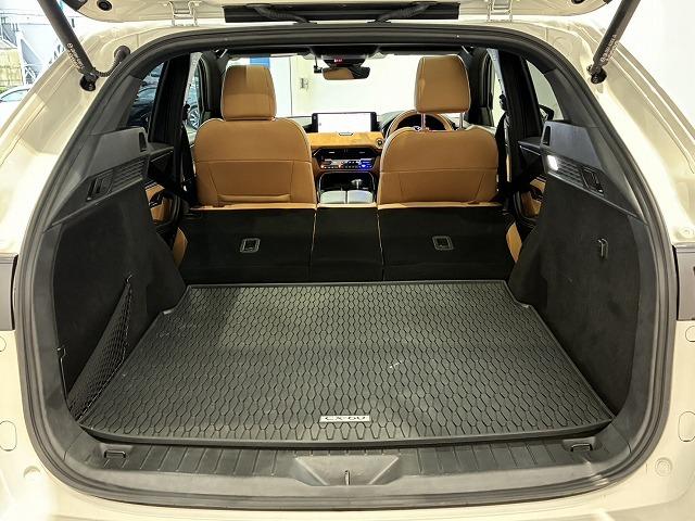 ＣＸ－６０ ＰＨＥＶ　Ｐｒｅｍｉｕｍ　Ｓｐｏｒｔｓ　サンルーフ　ブラウンレザーシート　ＢＯＳＥサウンド　純正ナビ　アラウンドビューモニター　シートメモリー　　シートヒーター　シートクーラー　電動リアゲート　ステアリングヒーター　クリアランスソナー（39枚目）