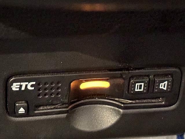 N-WGNカスタム Custom SS 2トーンカラー スタイルパッケージ Gathersナビ オートエアコン ETC スマートキー バックカメラ アイドリングストップ 横滑り防止機能 盗難防止システム 電格ミラー フルセグTV クルコン Iストップ キーフリー ABS(6枚目)