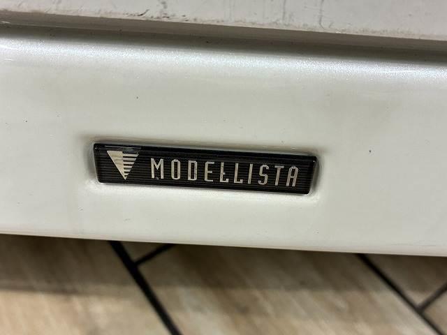 ハイエースバン スーパーＧＬダークプライム２　フローティングナビ　バックカメラ　モデリスタエアロ　衝突軽減ブレーキ　車線逸脱防止　助手席エアバック　ＡＣ１００Ｖ　オートハイビーム　オートライト　オートエアコン　プッシュスタート　フルセグテレビ（5枚目）