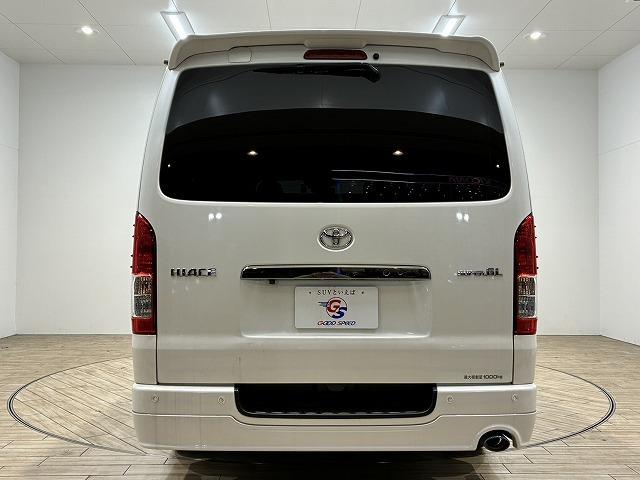 ハイエースバン スーパーＧＬダークプライム２　フローティングナビ　バックカメラ　モデリスタエアロ　衝突軽減ブレーキ　車線逸脱防止　助手席エアバック　ＡＣ１００Ｖ　オートハイビーム　オートライト　オートエアコン　プッシュスタート　フルセグテレビ（74枚目）