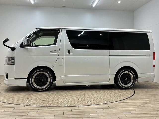 ハイエースバン スーパーＧＬダークプライム２　フローティングナビ　バックカメラ　モデリスタエアロ　衝突軽減ブレーキ　車線逸脱防止　助手席エアバック　ＡＣ１００Ｖ　オートハイビーム　オートライト　オートエアコン　プッシュスタート　フルセグテレビ（75枚目）