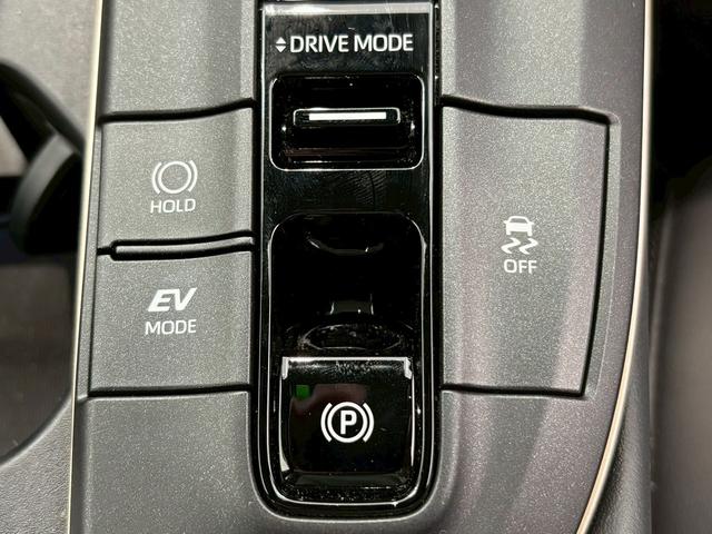 クラウンクロスオーバー Ｇ　“Ｌｅａｔｈｅｒ　Ｐａｃｋａｇｅ”　純正ナビ　パノラミックビューモニター　レーダークルーズコントロール　シートメモリー　パワーシート　ブラインドスポットモニター　シートヒーター　シートクーラー　電動リアゲート　オートハイビーム（37枚目）