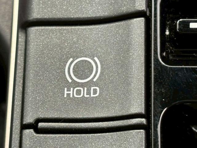 クラウンクロスオーバー Ｇ　“Ｌｅａｔｈｅｒ　Ｐａｃｋａｇｅ”　純正ナビ　パノラミックビューモニター　レーダークルーズコントロール　シートメモリー　パワーシート　ブラインドスポットモニター　シートヒーター　シートクーラー　電動リアゲート　オートハイビーム（52枚目）