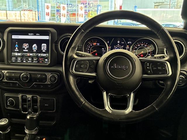 ジープ・ラングラーアンリミテッド Ｕｎｌｉｍｉｔｅｄ　Ｓａｈａｒａ　２．０スカイワンタッチパワ　スカイタッチパワートップ　レーダークルーズ　フルセグ　Ｂカメラ　衝突軽減ブレーキ　ＬＥＤライト　ＥＴＣ　禁煙車　スマートキー　シートヒーター（34枚目）