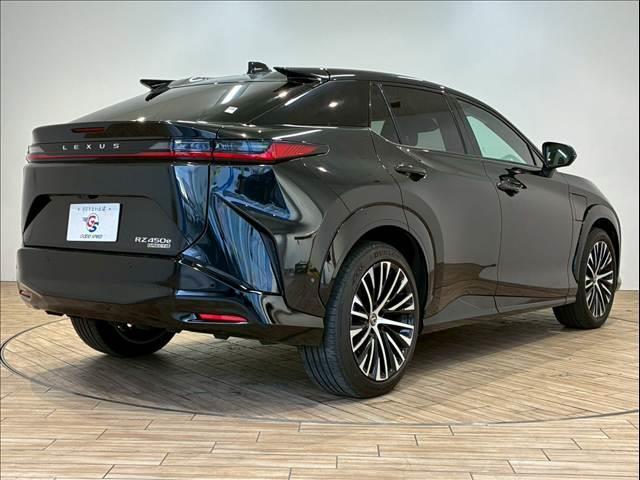 RZ RZ450e “version L” パノラマルーフ 純正ナビ パノラミックビューモニター 電動リアゲート シートメモリー シートヒーター シートクーラー ヘッドアップディスプレイ ブラインドスポットモニター ステアリングヒーター(16枚目)