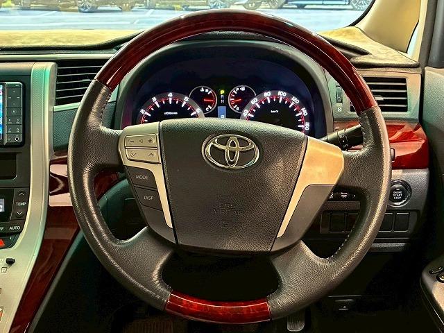 ヴェルファイア Z 8人 フリップダウンモニター サンルーフ クリアランソナー 両側電動スライドドア ETC バックカメラ オートエアコン ダブルエアコン 両側パワースライドド カーテンエアバッグ エアコン パワステ TVナビ(45枚目)