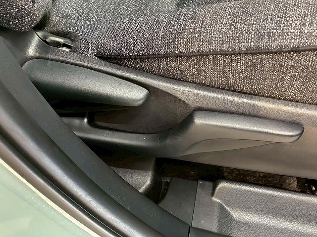 シエンタ Ｚ　純正ナビ　パノラミックビューモニター　レーダークルーズコントロール　両側電動スライドドア　ブラインドスポットモニター　シートヒーター　ステアリングヒーター　オートハイビーム　スマートキー（41枚目）