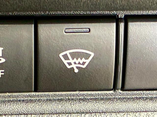 シエンタ Ｚ　純正ナビ　パノラミックビューモニター　レーダークルーズコントロール　両側電動スライドドア　ブラインドスポットモニター　シートヒーター　ステアリングヒーター　オートハイビーム　スマートキー（52枚目）