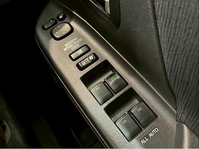 ヴェルファイア 2.4Z フリップダウンモニター サンルーフ クリアランソナー 両側電動スライドドア ETC バックカメラ オートエアコン ダブルエアコン TVナビ ETC付き 両側パワースライドド フルTV エアコン ABS(21枚目)