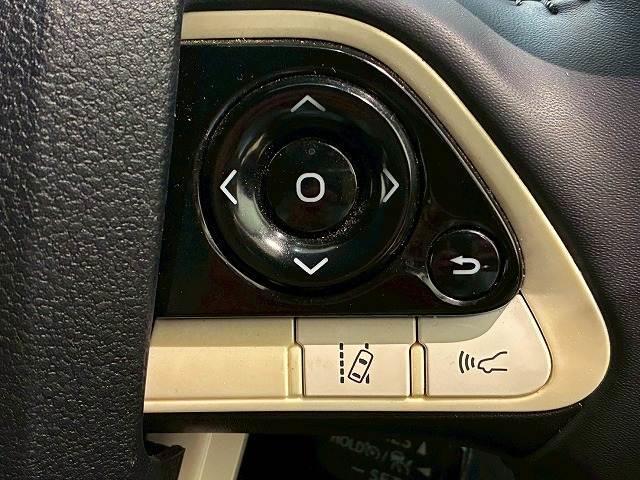 プリウス S “ツーリングセレクション” 純正ナビ バックカメラ レーダークルーズコントロール 衝突軽減ブレーキ 車線逸脱防止 オートハイビーム LEDヘッドライト フルセグテレビ Bluetooth接続 オートエアコン プッシュスタート(6枚目)