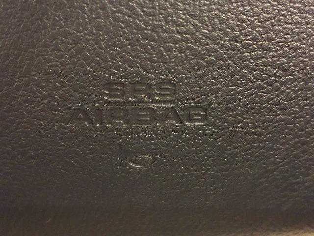 プリウス S “ツーリングセレクション” 純正ナビ バックカメラ レーダークルーズコントロール 衝突軽減ブレーキ 車線逸脱防止 オートハイビーム LEDヘッドライト フルセグテレビ Bluetooth接続 オートエアコン プッシュスタート(23枚目)