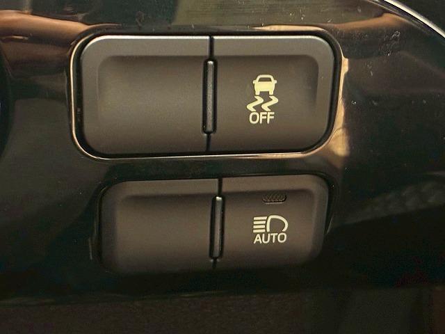 プリウス S “ツーリングセレクション” 純正ナビ バックカメラ レーダークルーズコントロール 衝突軽減ブレーキ 車線逸脱防止 オートハイビーム LEDヘッドライト フルセグテレビ Bluetooth接続 オートエアコン プッシュスタート(37枚目)