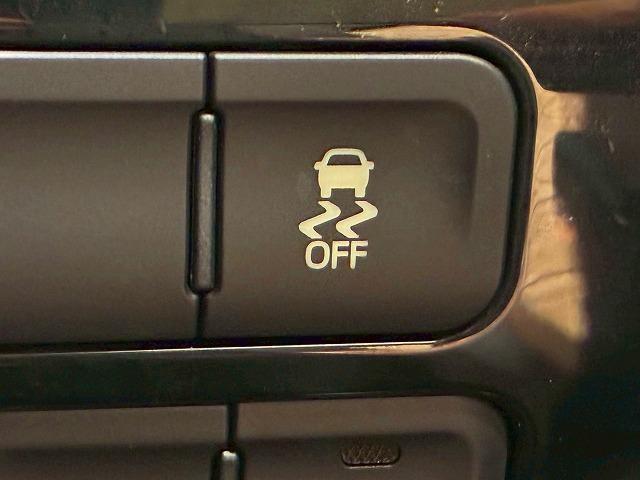 プリウス S “ツーリングセレクション” 純正ナビ バックカメラ レーダークルーズコントロール 衝突軽減ブレーキ 車線逸脱防止 オートハイビーム LEDヘッドライト フルセグテレビ Bluetooth接続 オートエアコン プッシュスタート(38枚目)