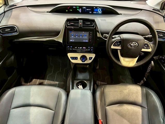 プリウス S “ツーリングセレクション” 純正ナビ バックカメラ レーダークルーズコントロール 衝突軽減ブレーキ 車線逸脱防止 オートハイビーム LEDヘッドライト フルセグテレビ Bluetooth接続 オートエアコン プッシュスタート(51枚目)