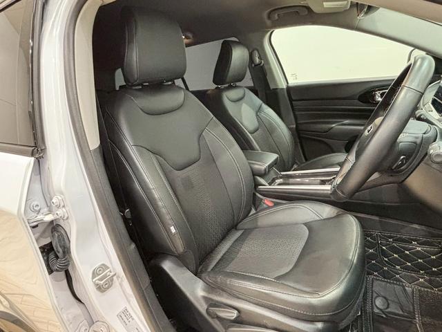 ジープ・コマンダー ロンジチュード 純正ナビ AppleCarPlay バックカメラ レーダークルーズコントロール ブラインドスポットモニター 電動リアゲート ハーフレザーシート ルーフレール 3列シート LEDヘッド 禁煙 盗難防止(41枚目)