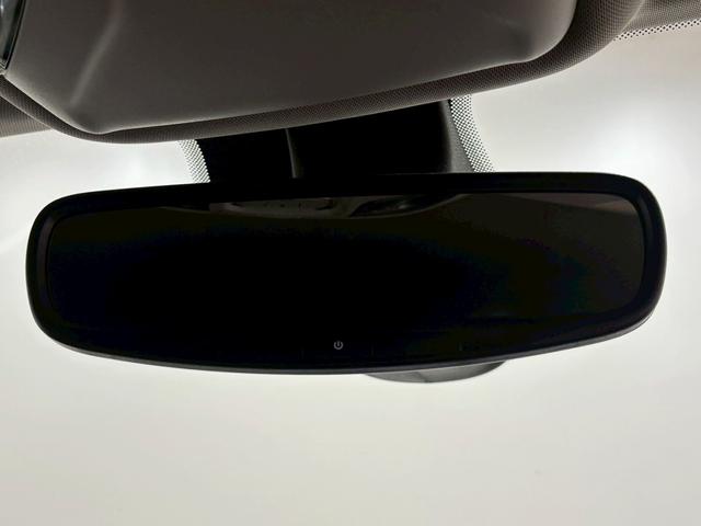 ジープ・コマンダー ロンジチュード 純正ナビ AppleCarPlay バックカメラ レーダークルーズコントロール ブラインドスポットモニター 電動リアゲート ハーフレザーシート ルーフレール 3列シート LEDヘッド 禁煙 盗難防止(44枚目)