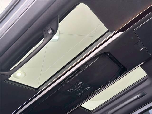 ヴェルファイアハイブリッド Z Premier ツインムーンルーフ 14型有機リアエンターテイメント パノラミックビューモニター デジタルインナーミラー ブラインドスポットモニター ヘッドアップディスプレイ 電動リアゲート シートメモリー(5枚目)