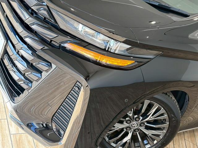 ヴェルファイアハイブリッド Z Premier ツインムーンルーフ 14型有機リアエンターテイメント パノラミックビューモニター デジタルインナーミラー ブラインドスポットモニター ヘッドアップディスプレイ 電動リアゲート シートメモリー(61枚目)