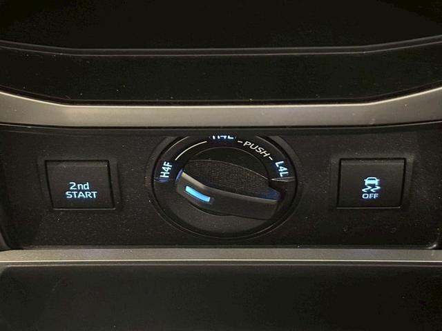ランドクルーザープラド TX“Lパッケージ” レーダークルーズコントロール AppleCarPlay バックカメラ クリアランスソナー 車線逸脱防止 ブラインドスポットモニター スマートキープッシュスタート Bluetooth接続可(32枚目)