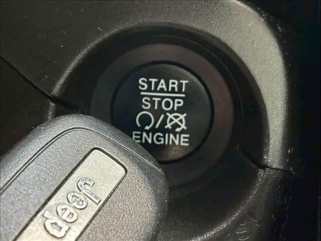 ジープ・レネゲード ナイトイーグル レーダークルーズコントロール AppleCarPlay バックカメラ クリアランスソナー 車線逸脱防止 ブラインドスポットモニター スマートキープッシュスタート Bluetooth接続可(8枚目)