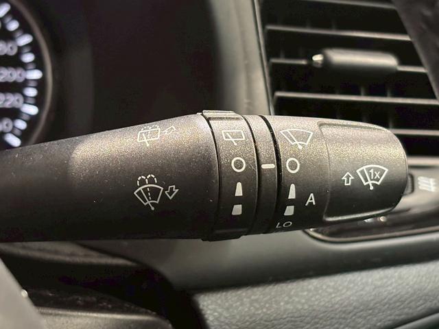 ジープ・レネゲード ナイトイーグル レーダークルーズコントロール AppleCarPlay バックカメラ クリアランスソナー 車線逸脱防止 ブラインドスポットモニター スマートキープッシュスタート Bluetooth接続可(36枚目)