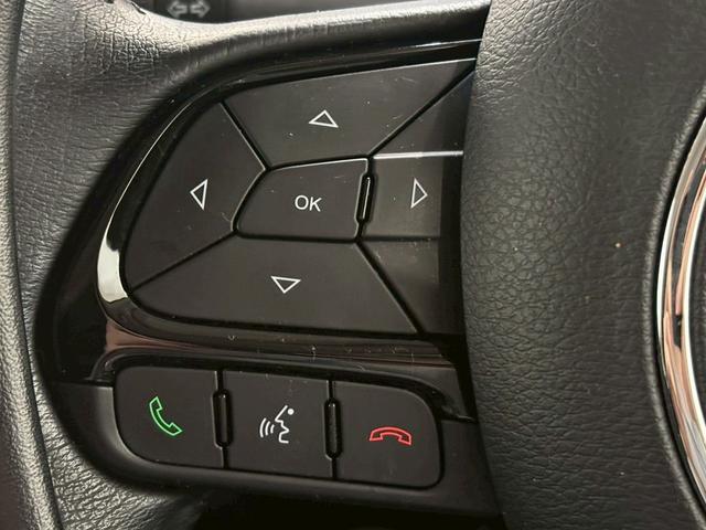 ジープ・レネゲード ナイトイーグル レーダークルーズコントロール AppleCarPlay バックカメラ クリアランスソナー 車線逸脱防止 ブラインドスポットモニター スマートキープッシュスタート Bluetooth接続可(37枚目)